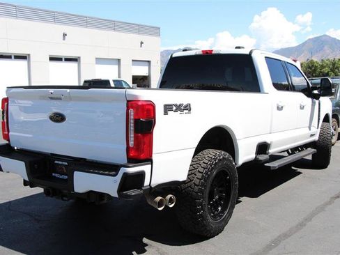 Used 2025 Ford F250 XLT w/ Black Appearance Package AWD/4WD image 8
