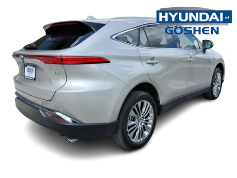Used 2023 Toyota Venza XLE AWD/4WD image 9