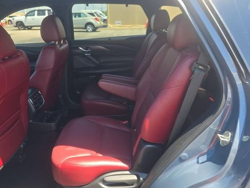 Used 2023 MAZDA CX-9 Carbon Edition image 9