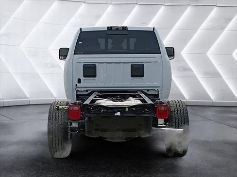 New 2026 RAM 3500 Tradesman AWD/4WD image 21