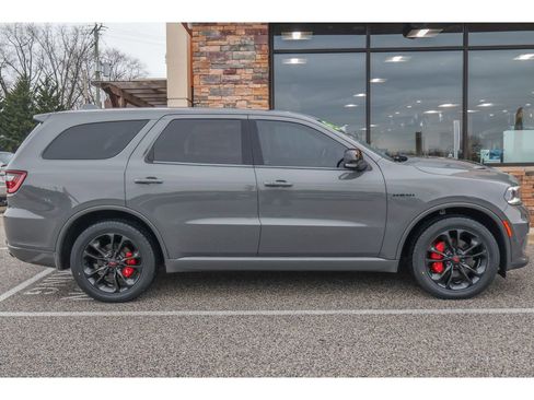 Used 2022 Dodge Durango R/T w/ Blacktop Package image 2