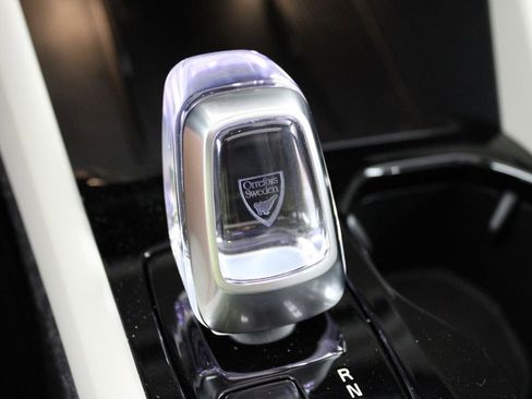 New 2026 Volvo XC40 B5 Ultra w/ Protection Package Premier image 41