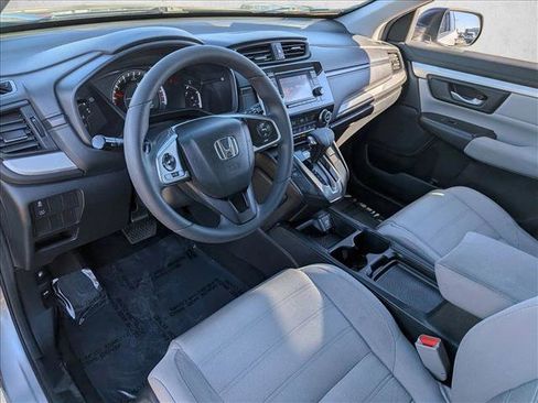 Used 2017 Honda CR-V LX image 9