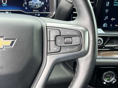 Used 2023 Chevrolet Silverado 1500 LT AWD/4WD image 29