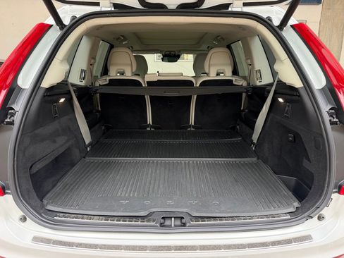 Used 2019 Volvo XC90 T6 Momentum w/ Advanced Package AWD/4WD image 16