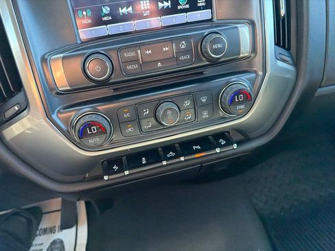 Used 2019 Chevrolet Silverado 2500 LT w/ All Star Edition AWD/4WD image 18
