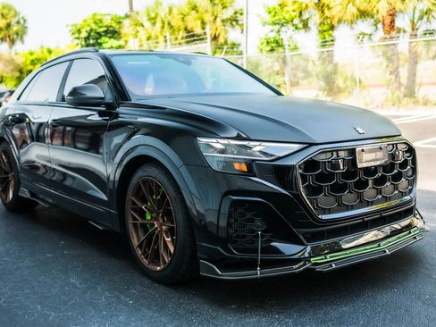 Used 2024 Audi SQ8 Premium Plus AWD/4WD image 6
