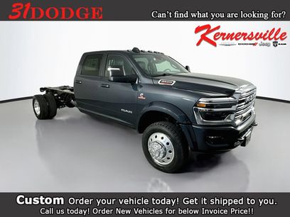 New 2026 RAM 4500 4x4 Crew Cab DRW w/ Laramie Trim Package
