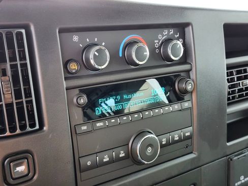 New 2025 Chevrolet Express 2500 w/ Driver Convenience Package image 17