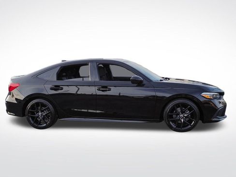 Used 2023 Honda Civic Sport image 8