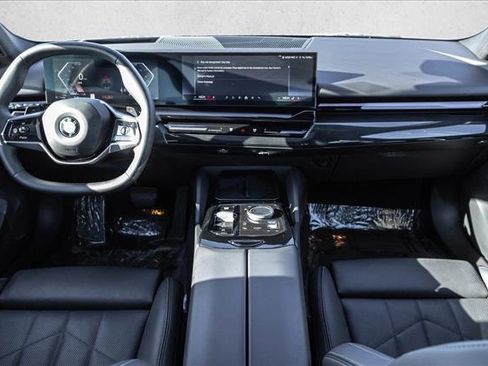 Used 2024 BMW 530i xDrive w/ Premium Package image 21