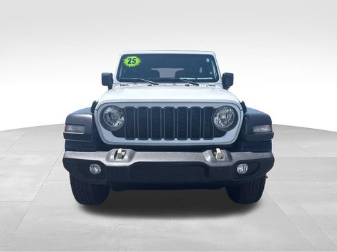 Used 2025 Jeep Wrangler Sport AWD/4WD image 18