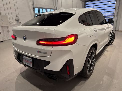 Used 2024 BMW X4 M40i w/ Premium Enhanced Package image 4