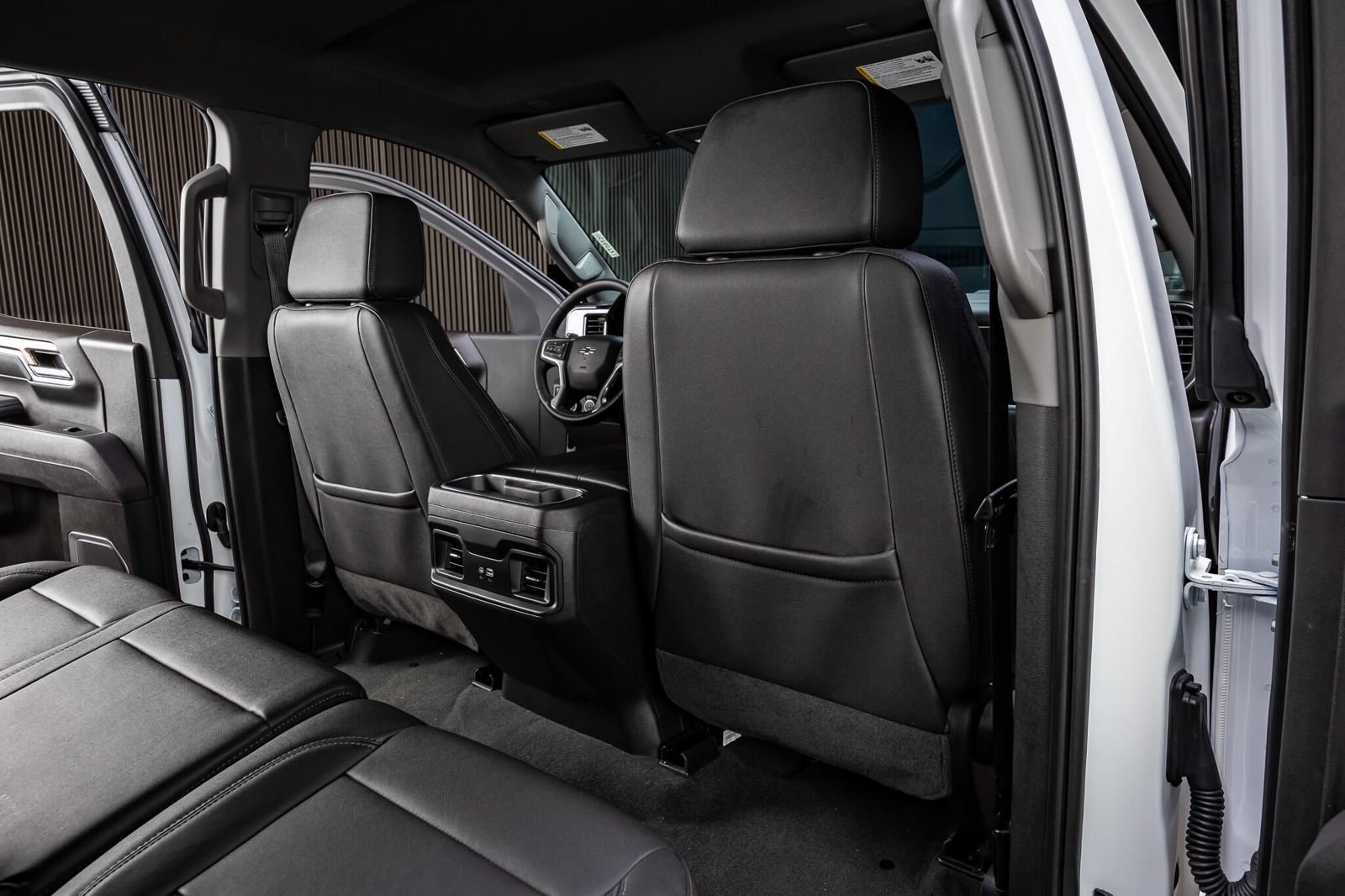 Used 2026 Chevrolet Silverado 1500 LT Trail Boss w/ LT Trail Boss Premium Package AWD/4WD image 31