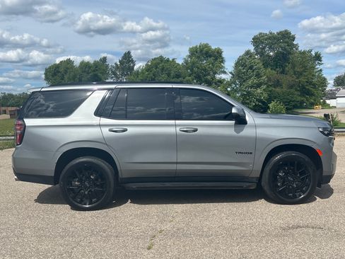 Used 2023 Chevrolet Tahoe RST w/ Sport Performance Package AWD/4WD image 2