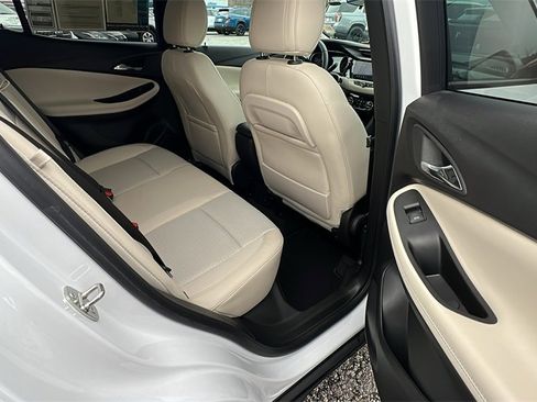 Certified 2023 Buick Encore GX Select image 18