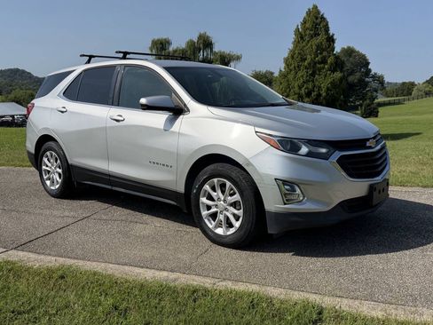Used 2018 Chevrolet Equinox LT FWD image 19