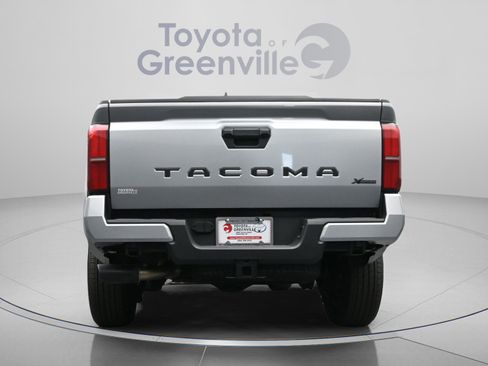 Used 2024 Toyota Tacoma TRD Sport RWD image 12