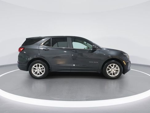 Used 2023 Chevrolet Equinox LT image 9