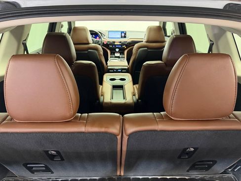 Used 2022 Acura MDX w/ Technology Package FWD image 38