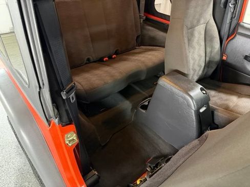 Used 2005 Jeep Wrangler X AWD/4WD image 8