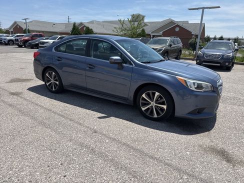 Used 2016 Subaru Legacy 2.5i Limited AWD/4WD image 9