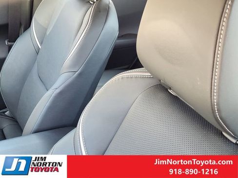 Used 2025 Toyota Prius Limited image 16