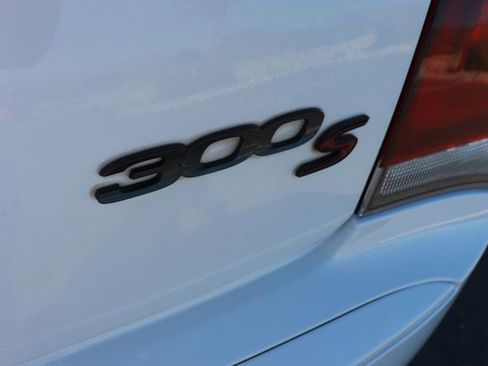 Used 2022 Chrysler 300 S image 7