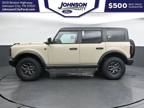 New 2025 Ford Bronco Badlands AWD/4WD image 8