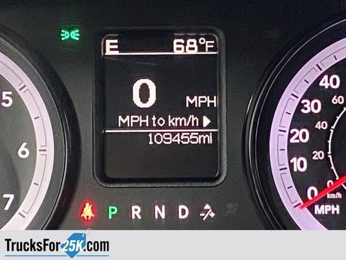 Used 2018 RAM 1500 Classic SLT image 7