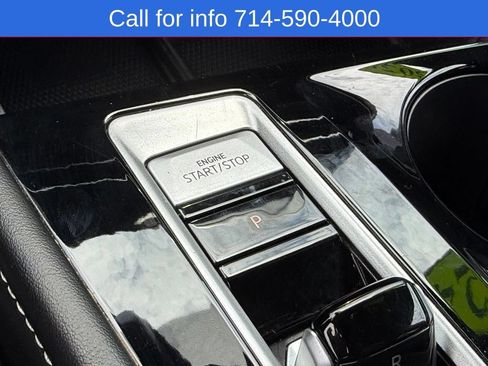 Used 2024 Volkswagen Atlas Cross Sport SE FWD image 20