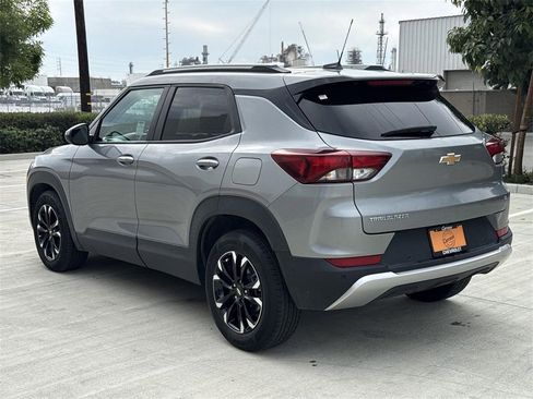 Used 2023 Chevrolet TrailBlazer LT w/ Convenience Package image 5