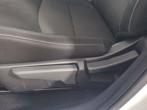 Used 2025 Nissan Sentra SV FWD image 21