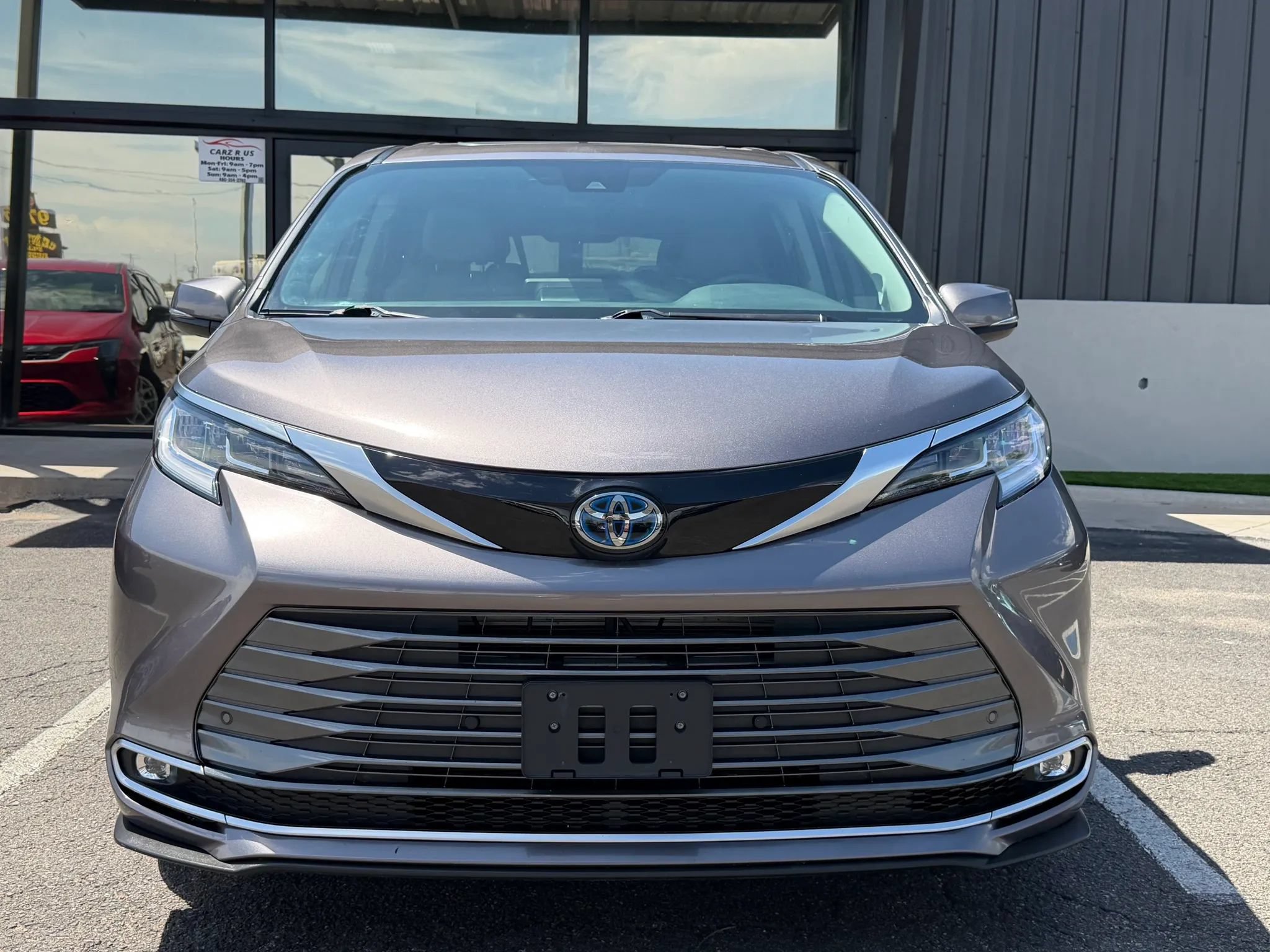 Used 2021 Toyota Sienna Limited FWD image 13