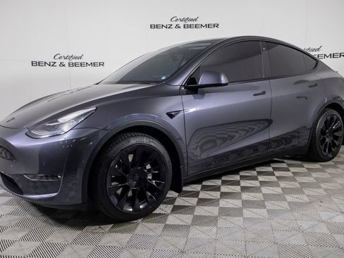 Used 2021 Tesla Model Y Long Range AWD/4WD image 9
