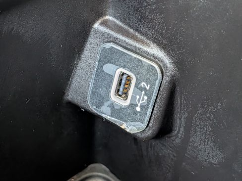 Used 2024 Jeep Wrangler Unlimited AWD/4WD image 33
