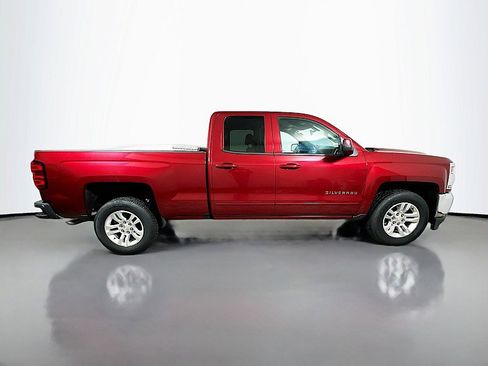 Used 2018 Chevrolet Silverado 1500 LT w/ All Star Edition image 8