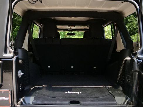 Used 2016 Jeep Wrangler Unlimited Sport w/ Quick Order Package 24S AWD/4WD image 33