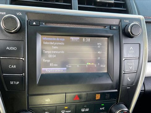 Used 2016 Toyota Camry SE image 31