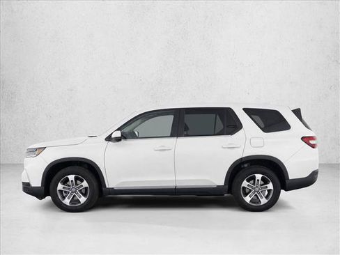 Used 2024 Honda Pilot EX-L image 4