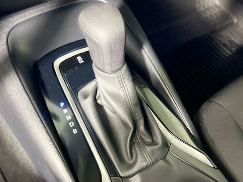 Used 2024 Toyota Corolla LE FWD image 24