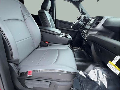 Used 2024 RAM 3500 Tradesman image 11