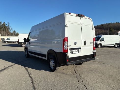 Used 2023 RAM ProMaster 2500 FWD image 5