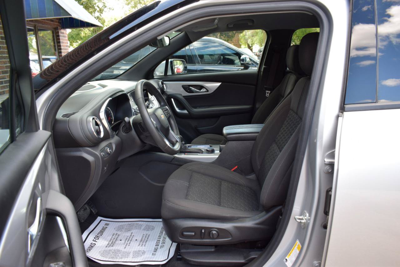 Used 2021 Chevrolet Blazer LT FWD image 30