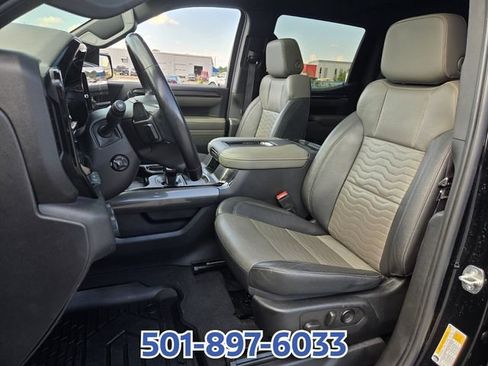 Used 2022 Chevrolet Silverado 1500 ZR2 w/ Technology Package AWD/4WD image 9