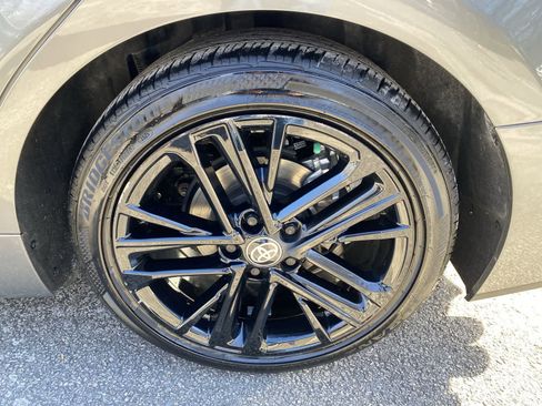 Used 2025 Toyota Camry SE image 12