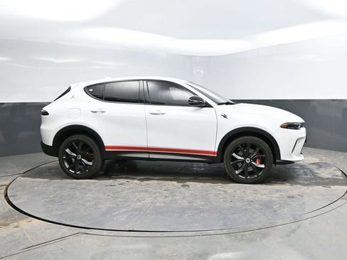 Used 2023 Dodge Hornet GT w/ Track Pack image 10