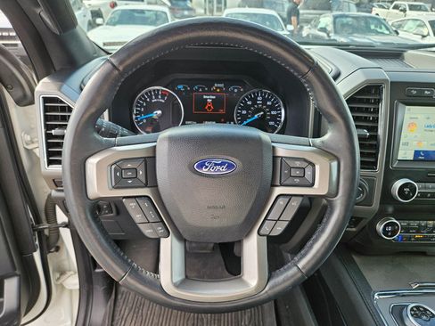 Used 2021 Ford Expedition XLT AWD/4WD image 19