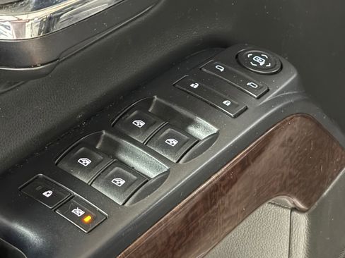 Used 2015 GMC Sierra 1500 SLE image 23