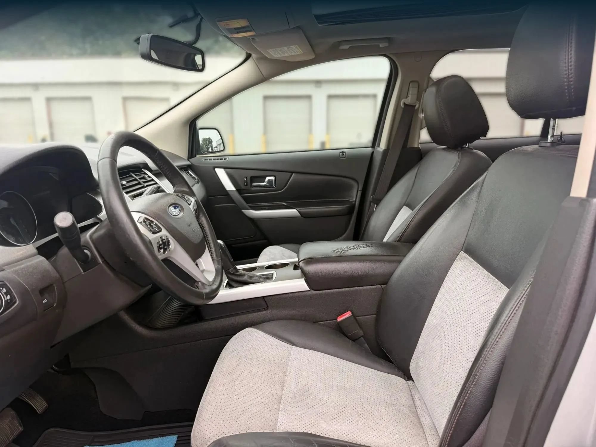 Used 2013 Ford Edge SEL AWD/4WD image 2
